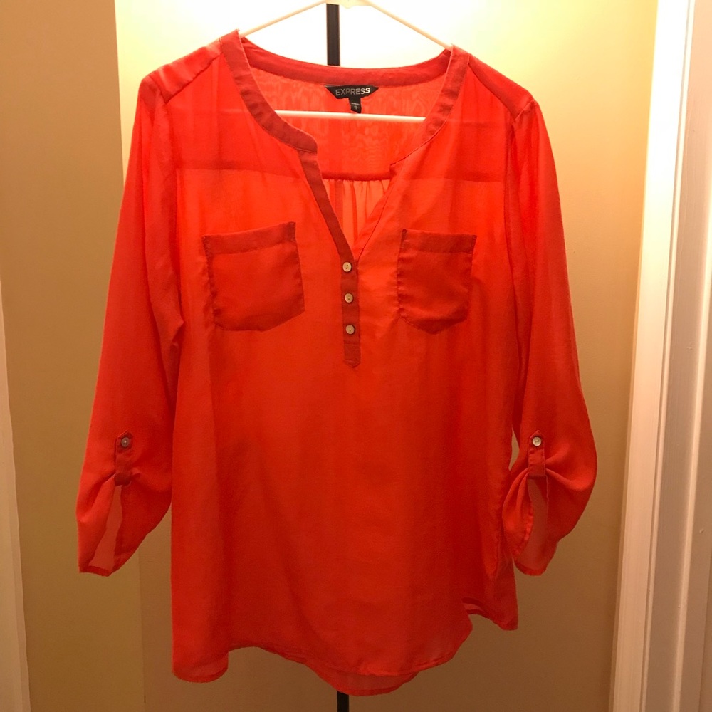 Express - Tops - Picture 2 of 6